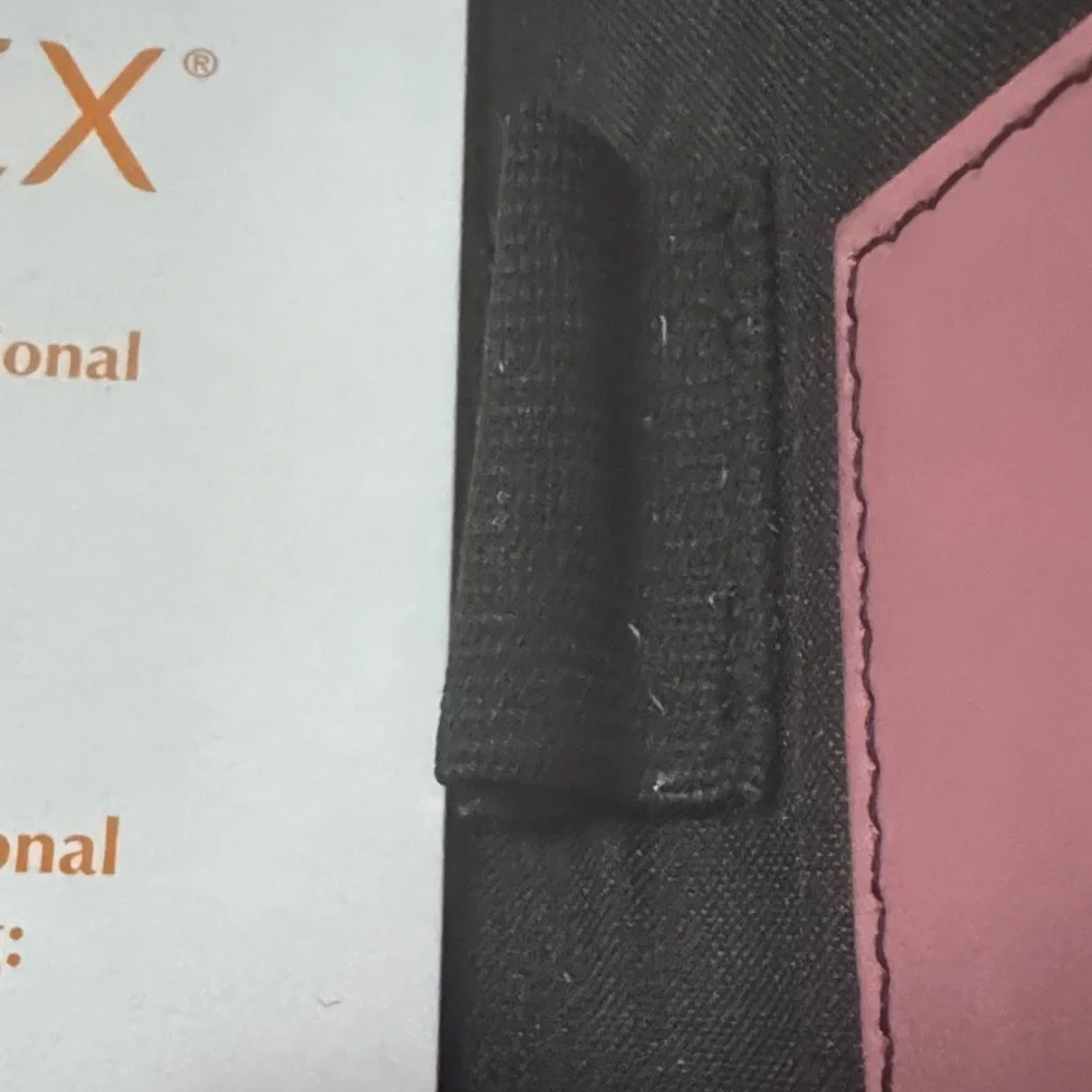 Rolodex Vintage Pink Faux Leather 72 Card Book/Binder
